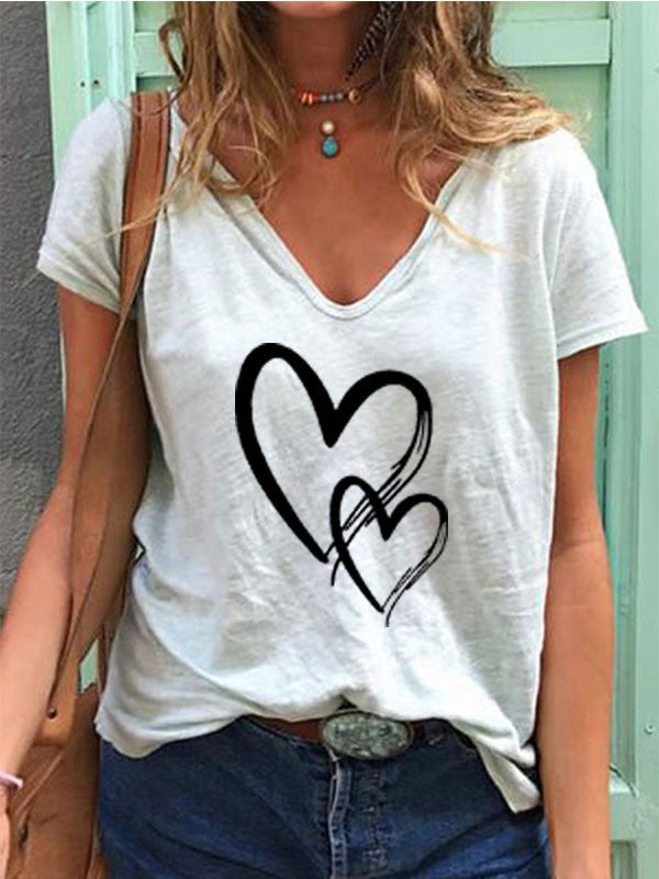 Amoria Heart Print V-Neck Tee