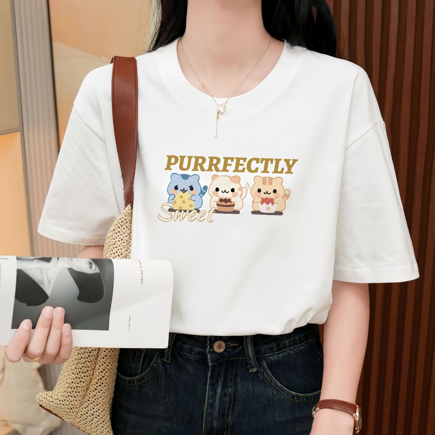 Momo Cotton Graphic Tee